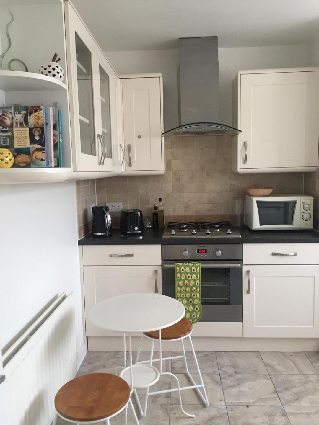 Apartment New 2bd Flat Heart Of Battersea - Close To Station