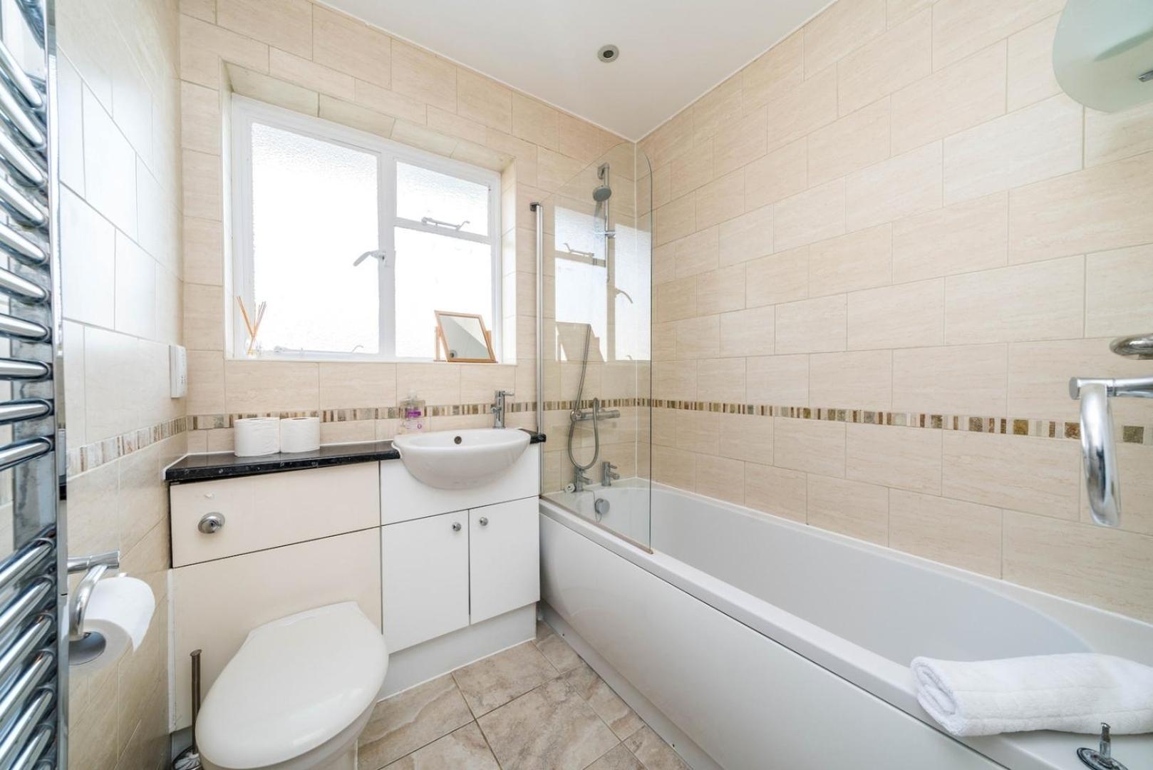 New 2bd Flat Heart Of Battersea - Close To Station Apartment